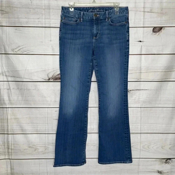 Eddie Bauer Truly Jeans Size 8 Short Blue Denim Straight Bootcut - Picture 1 of 10